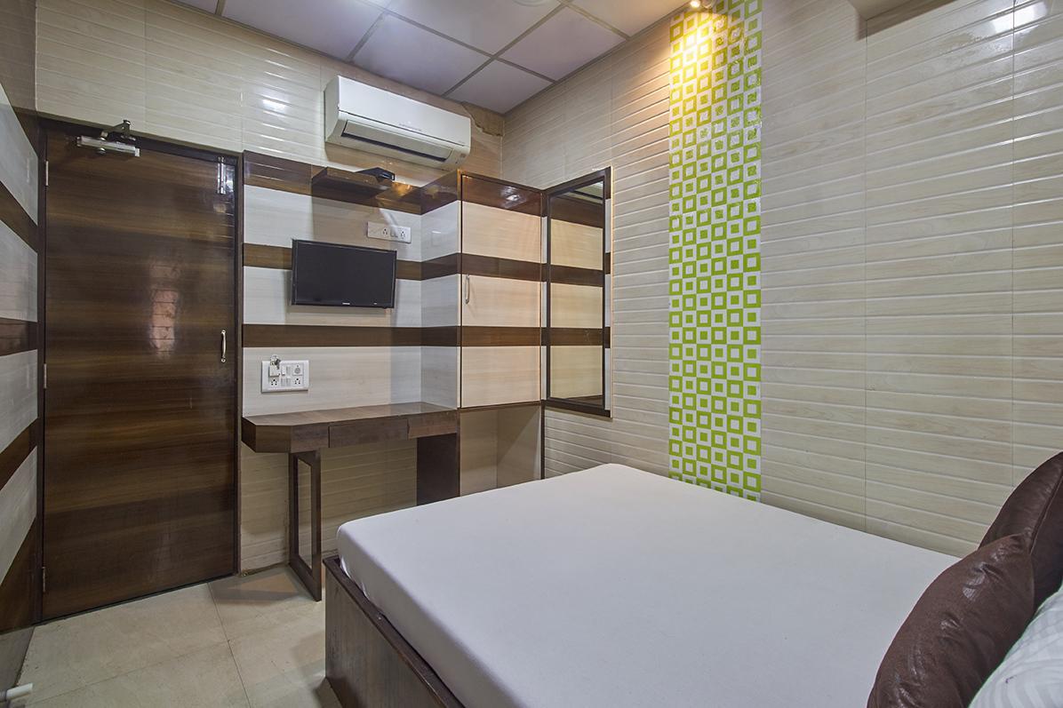 Plaza Guest House Mumbai Ngoại thất bức ảnh